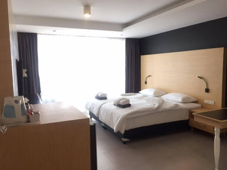 Vivace Hotel Камала Экстерьер фото